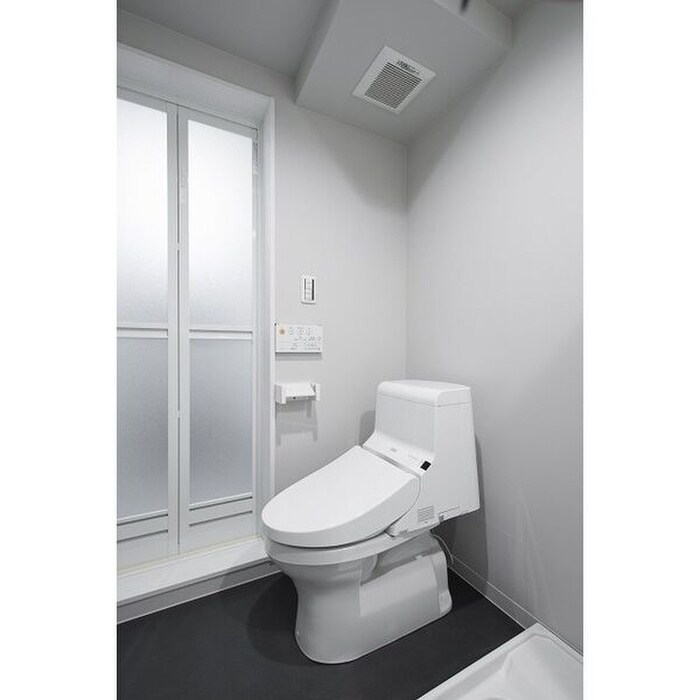 物件内観写真13　(トイレ)