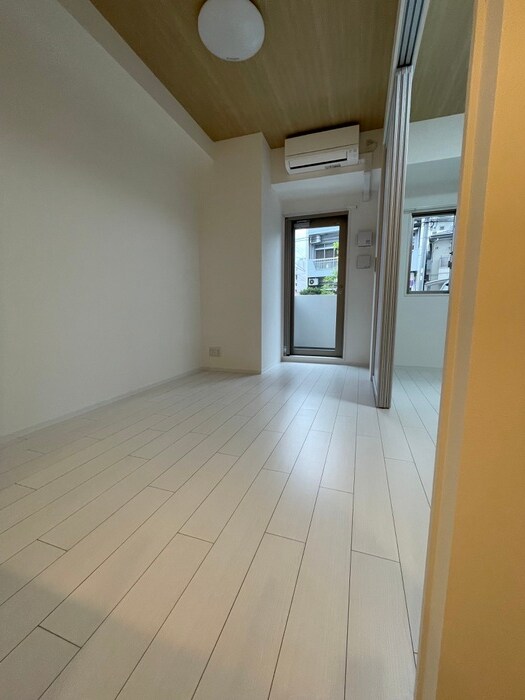 物件内観写真11　(居室)