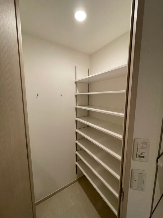 物件内観写真17　(靴箱)