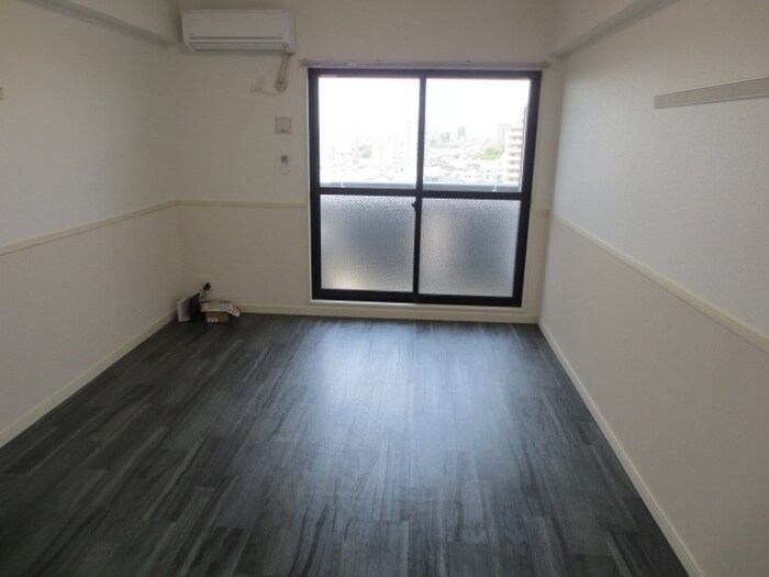 物件内観写真13　(居室)