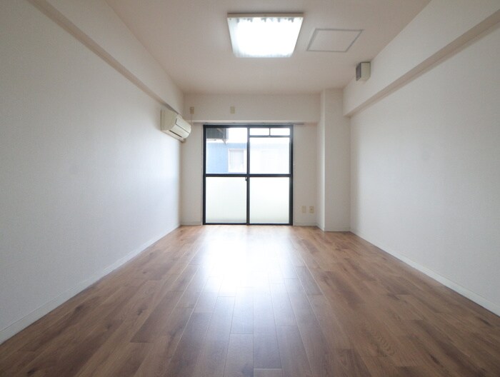 物件内観写真9　(居室)