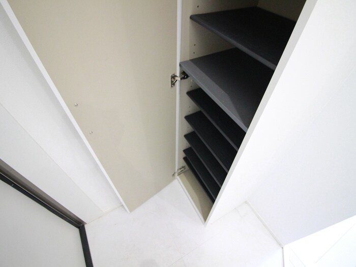 物件内観写真19　(靴箱)