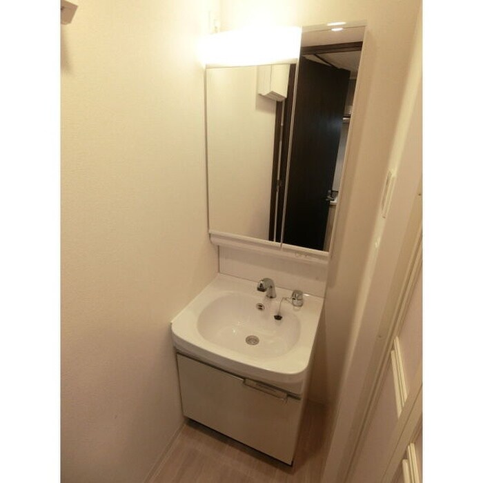 物件内観写真9　(洗面)