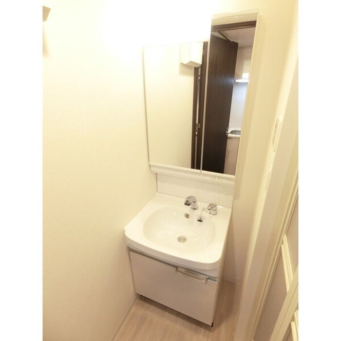 物件内観写真11　(洗面)