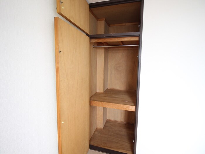 物件内観写真16　(収納)