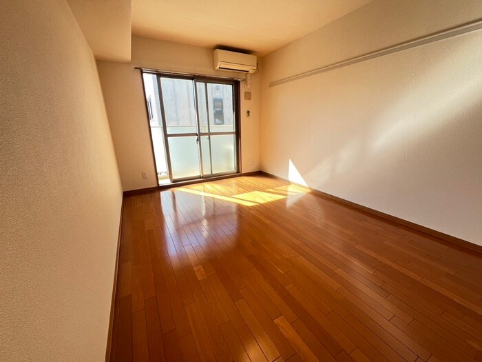 物件内観写真21　(居室)