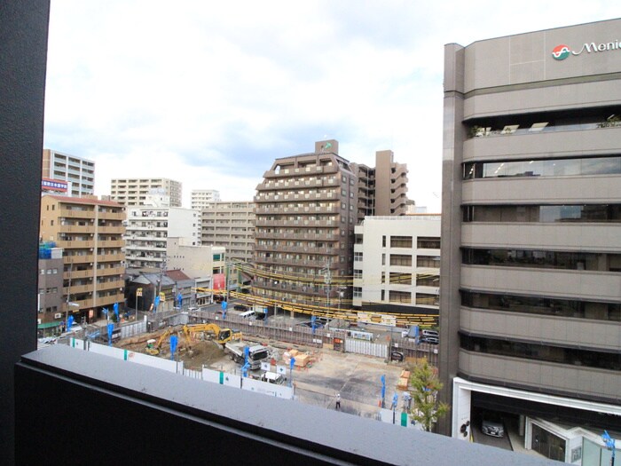 物件内観写真14　(室内からの展望)