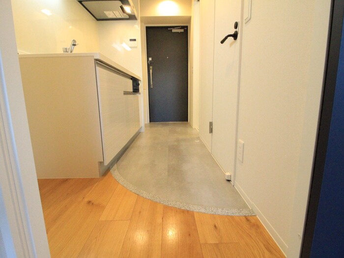 物件内観写真18　(廊下)