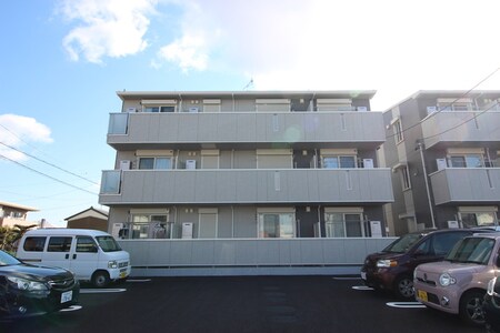 Ｖｉａ　フォレスタⅠ外観写真