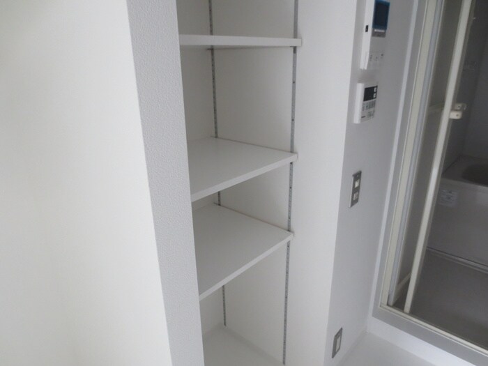 物件内観写真13　(居室)