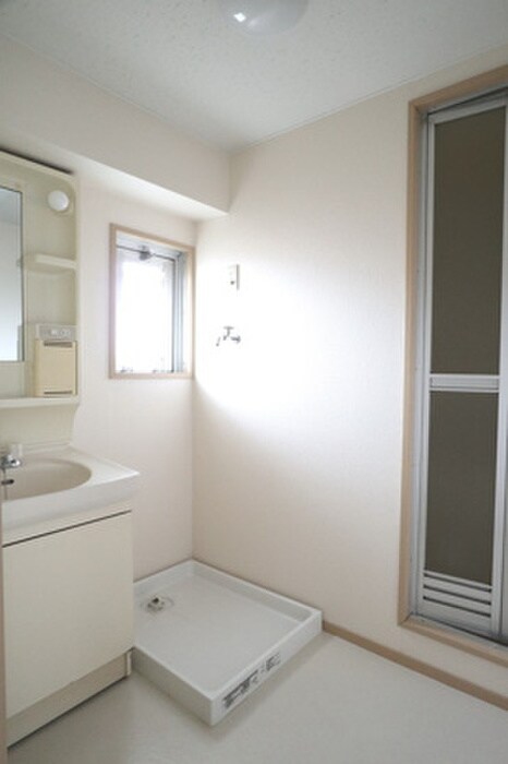 物件内観写真10　(洗面)