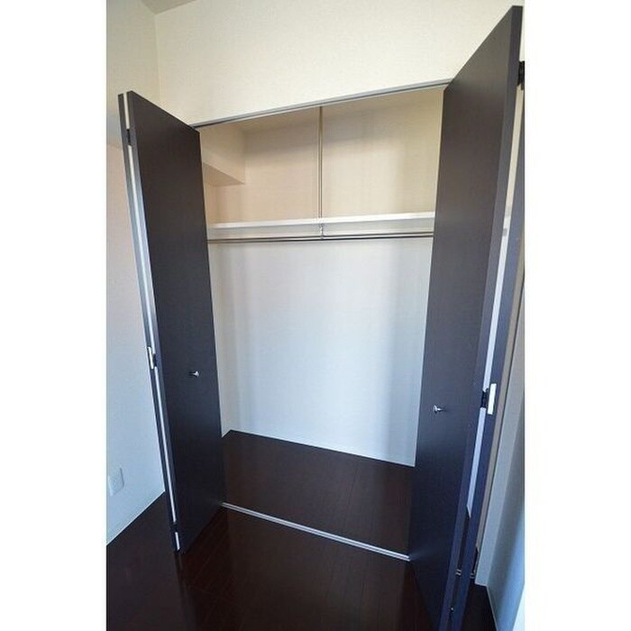 物件内観写真15　(収納)