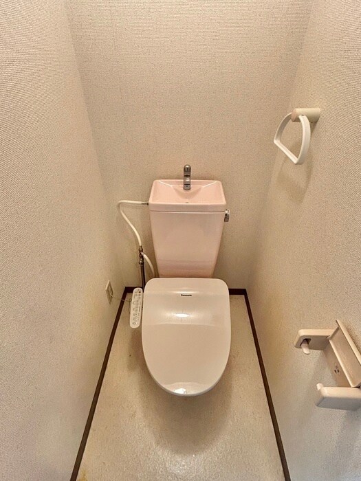 物件内観写真13　(トイレ)