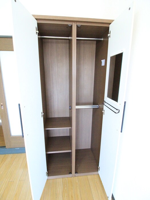 物件内観写真14　(収納)