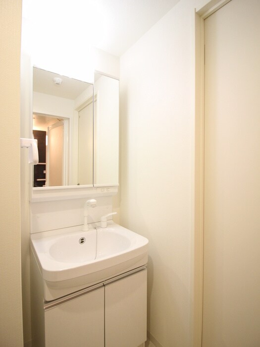 物件内観写真12　(洗面)