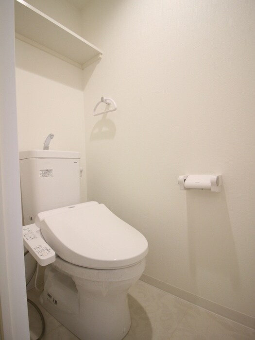物件内観写真14　(トイレ)