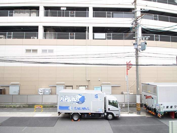 物件内観写真19　(室内からの展望)