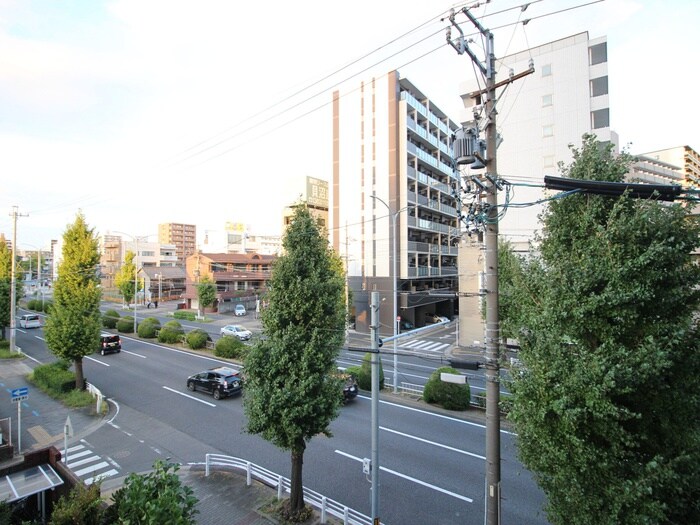 物件内観写真22　(室内からの展望)