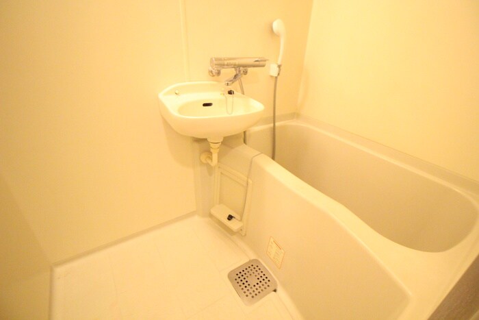 物件内観写真10　(バス／シャワールーム等)