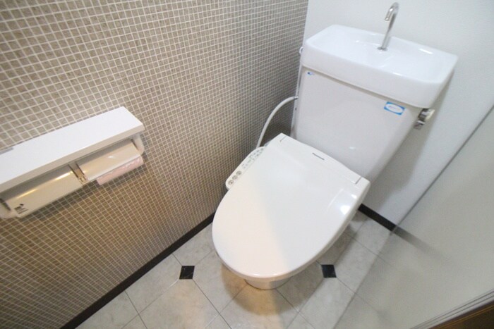 物件内観写真11　(トイレ)