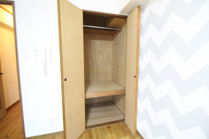物件内観写真12　(収納)