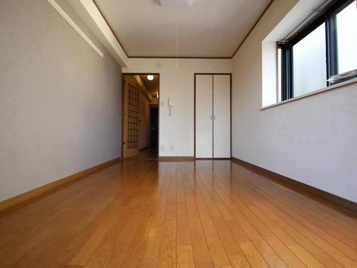 物件内観写真14　(居室)