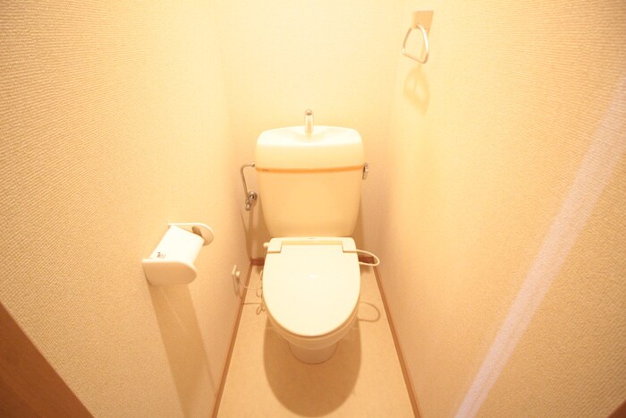 物件内観写真11　(トイレ)