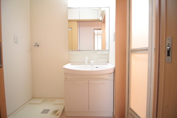 物件内観写真12　(洗面)