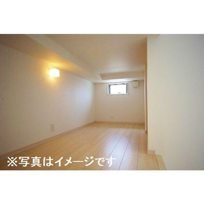 物件内観写真9　(ロフト)