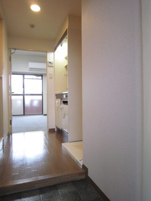 物件内観写真14　(廊下)