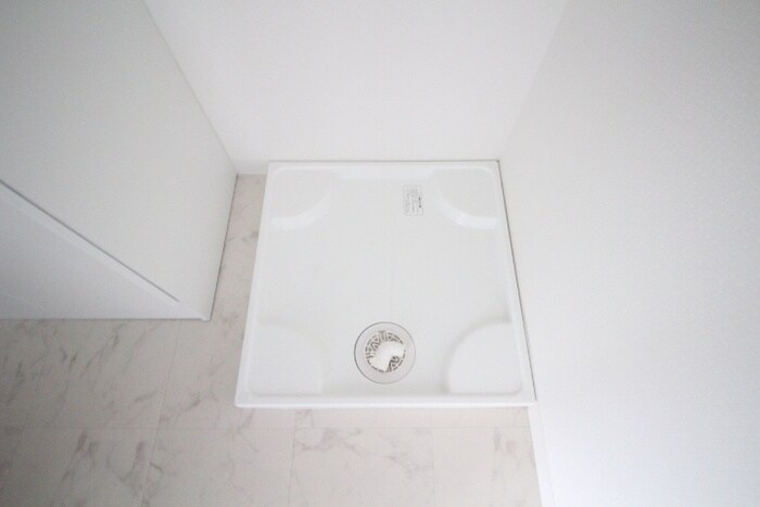 物件内観写真10　(洗濯機置場)