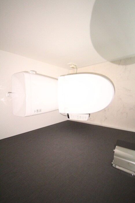 物件内観写真13　(トイレ)