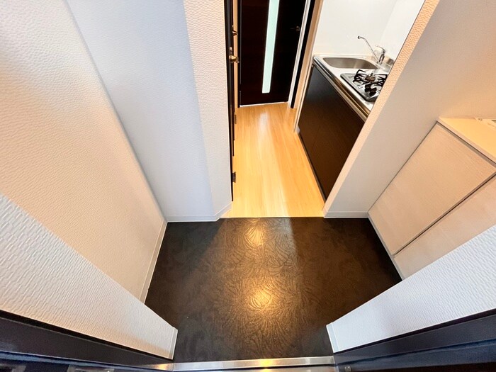 物件内観写真14　(玄関)