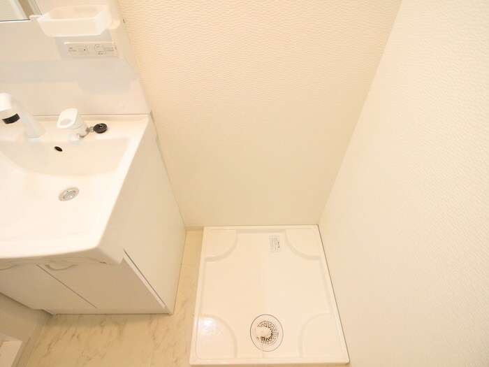 物件内観写真17　(洗濯機置場)