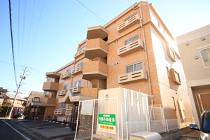 中根ビル外観写真