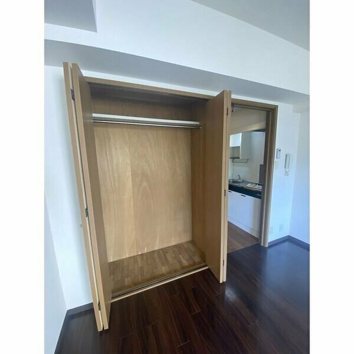 物件内観写真13　(収納)