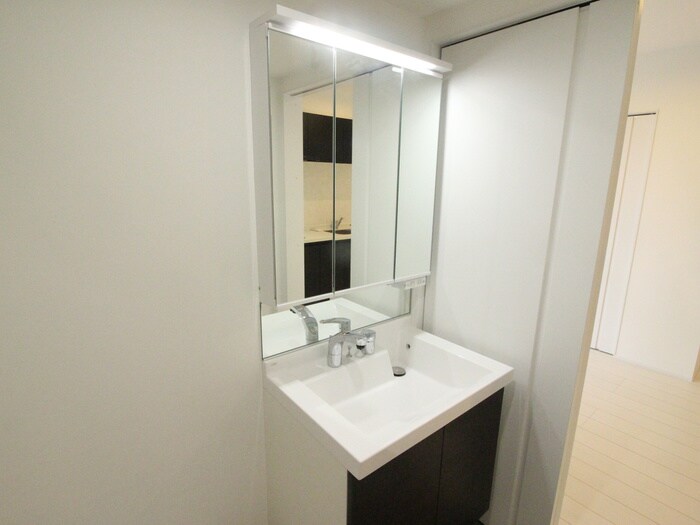 物件内観写真14　(洗面)