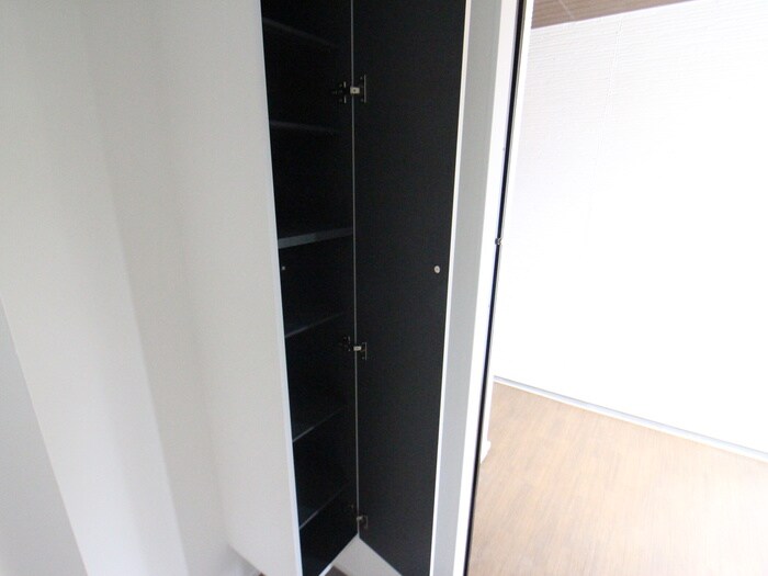 物件内観写真17　(靴箱)