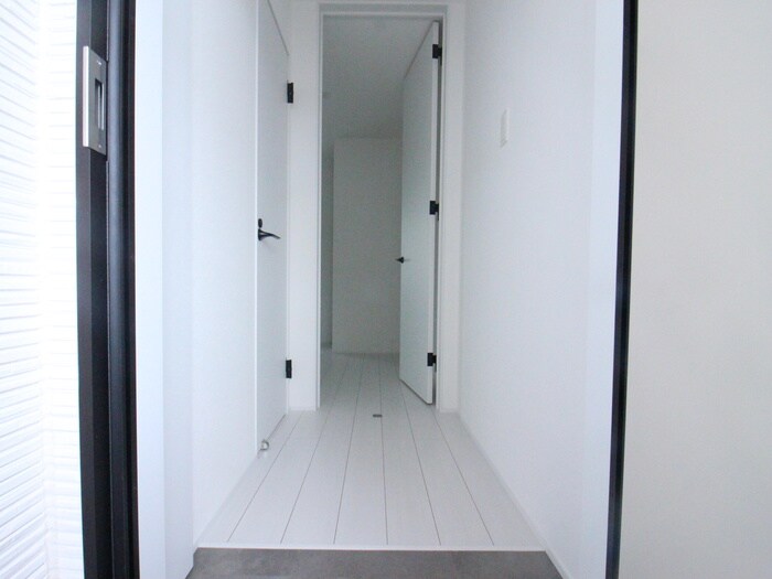 物件内観写真20　(玄関)