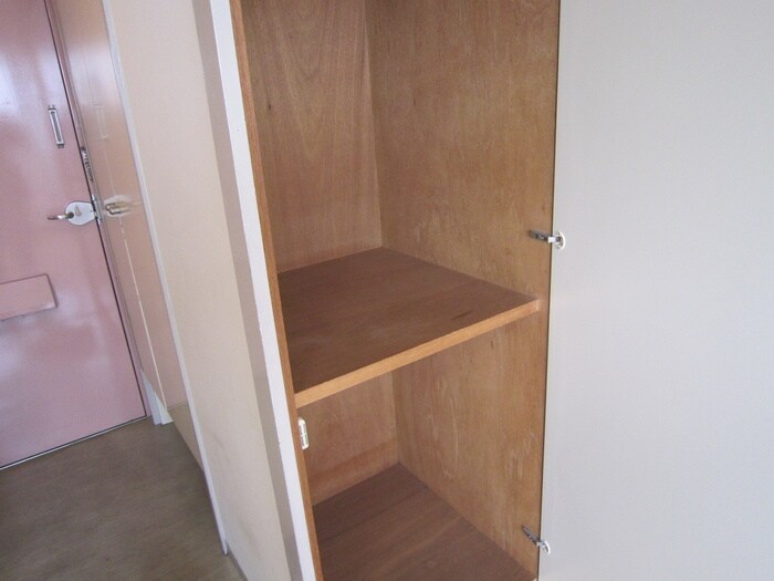 物件内観写真13　(収納)