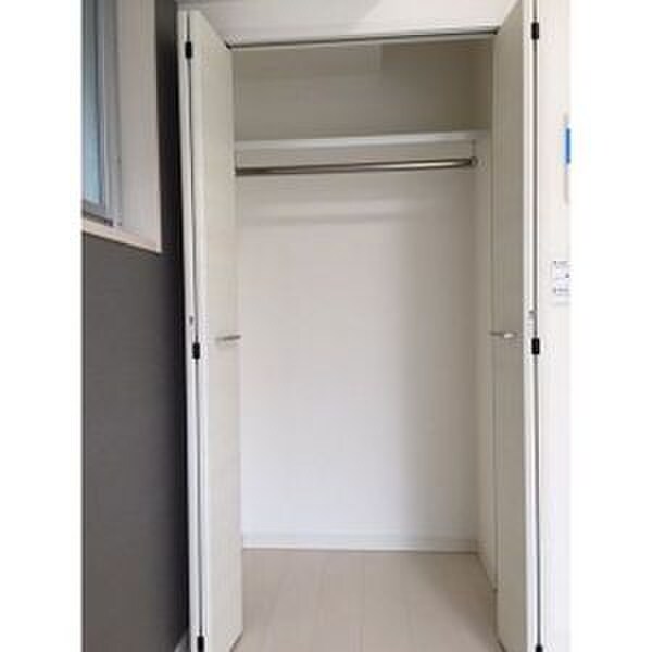 物件内観写真12　(収納)