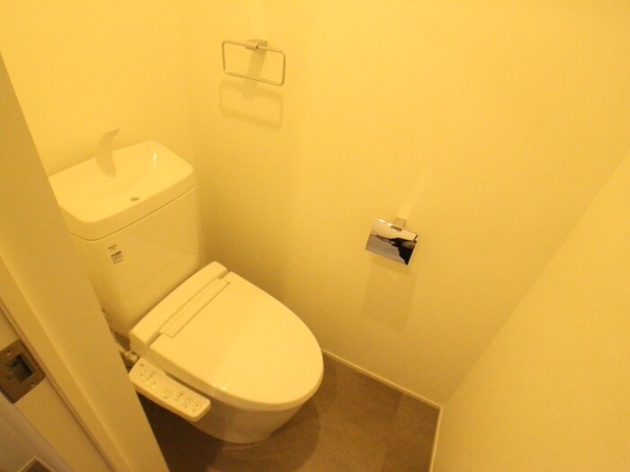 物件内観写真13　(トイレ)