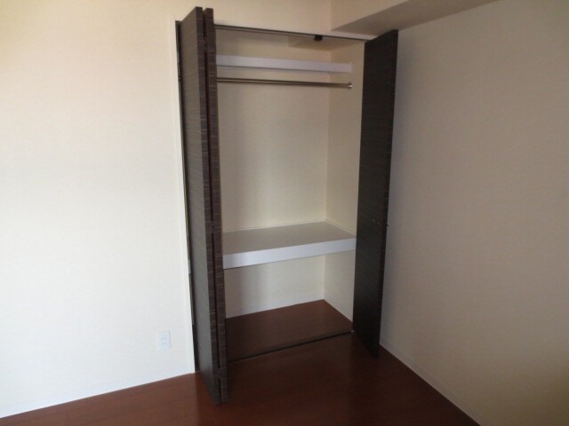 物件内観写真11　(収納)