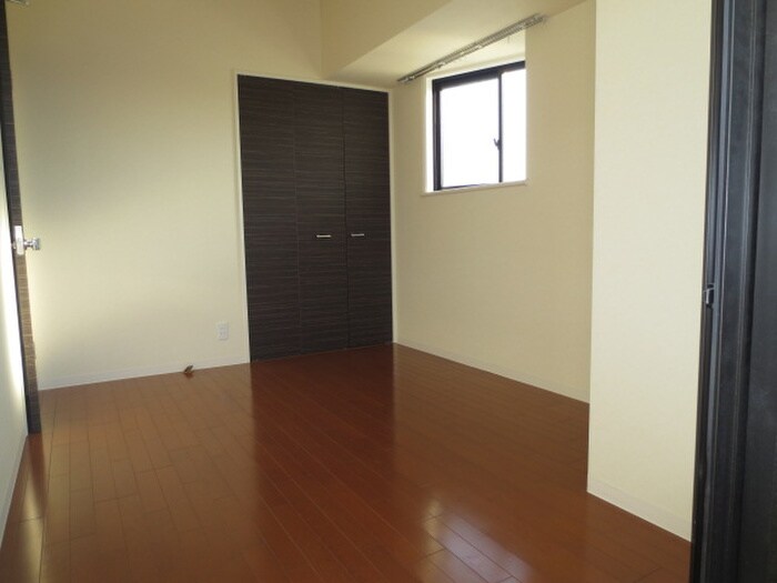 物件内観写真12　(居室)