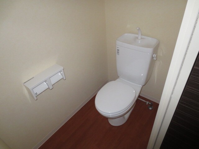 物件内観写真15　(トイレ)