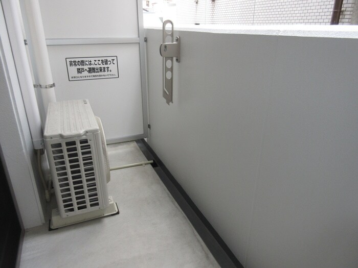 物件内観写真8　(ベランダ・バルコニー)