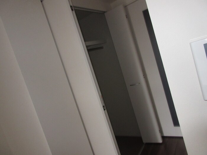 物件内観写真10　(収納)