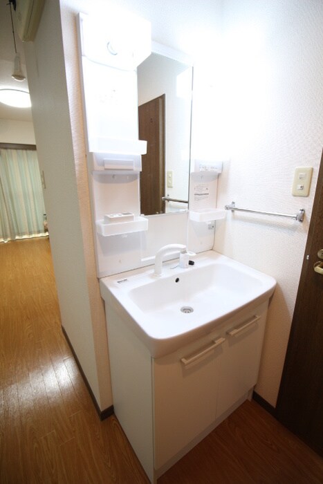 物件内観写真12　(洗面)