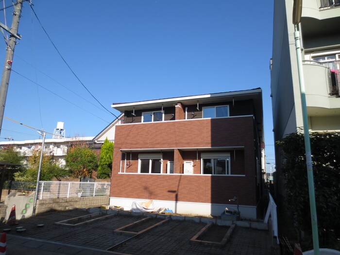 物件外観写真1　(外観写真)