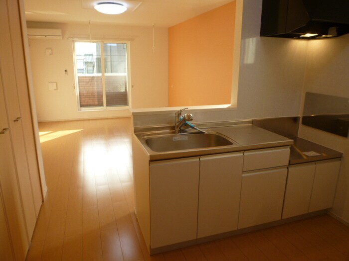 物件内観写真4　(居室)